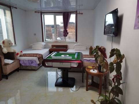 根河鸿运汽车驿站