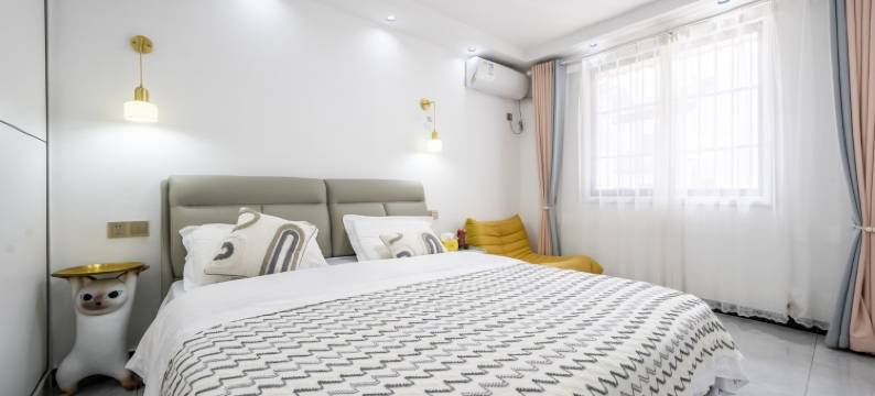 晓亿时光雪宝公寓(路西街分店)图片