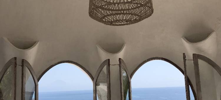 龙目岛蒙提吉湾穹顶别墅(Mentigi Bay Dome Villas)图片