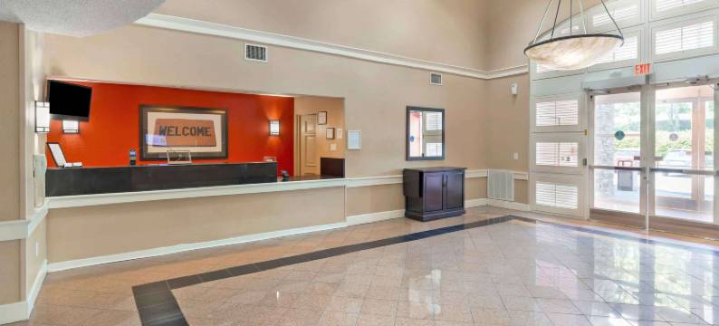 瑞雷迈阿密大道4919长住美国酒店(Extended Stay America Suites - Raleigh - RTP - 4919 Miami Blvd)图片