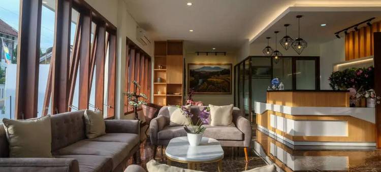 普禾加多苏姆皮尔阿努格拉城市景观酒店(Urbanview Sumampir Anugrah Purwokerto by RedDoorz)图片