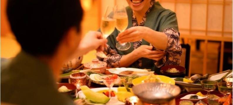 美人汤 濑美温泉 桐之花・山吹之花(Semi Onsen)图片