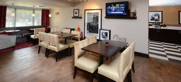 希尔顿欢朋酒店-罗利资本大道北(Hampton Inn Raleigh-Capital Blvd North)图片