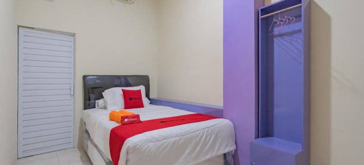 红多兹酒店-近万隆特兰斯公寓3号(RedDoorz Near Trans Studio Bandung 3)图片