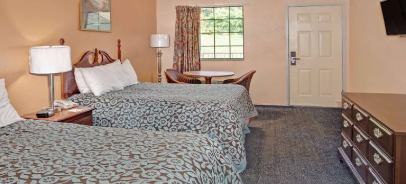 玛丽埃塔怀特沃特戴斯酒店(Days Inn by Wyndham Marietta White Water)图片