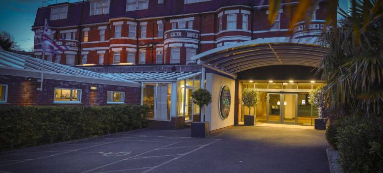 伯恩矛斯西悬崖酒店(Bournemouth West Cliff Hotel)图片