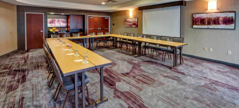 孟菲斯南海文万怡酒店(Courtyard Memphis Southaven)图片