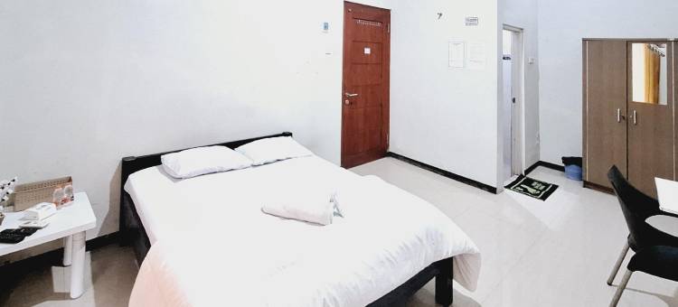 OYO Life 93186 HKP 民宿伊斯兰(Hkp Homestay RedPartner Blitar)图片