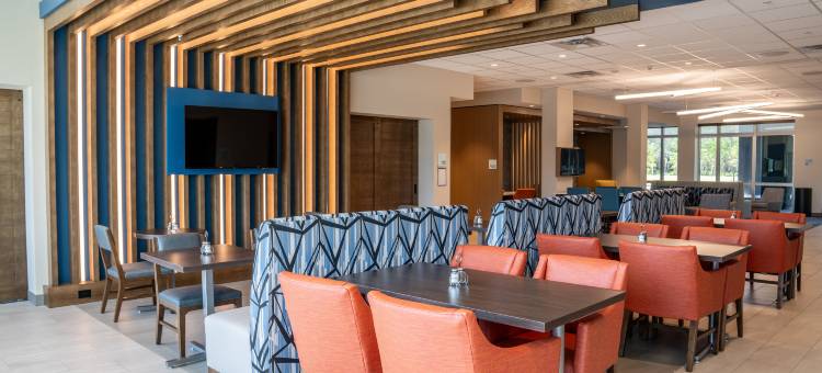 沃尔顿海滩-伊格林地区快捷假日酒店(Holiday Inn Express & Suites Fort Walton Beach - Eglin Area)图片