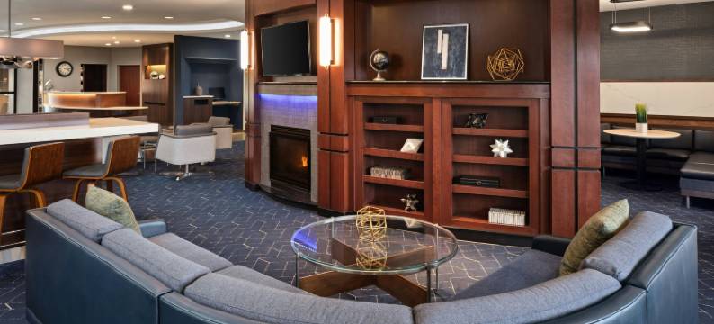 万怡酒店明尼阿波利斯圣保罗/罗斯维尔(Courtyard Minneapolis St. Paul/Roseville)图片