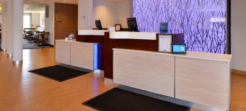 锡达拉皮兹万枫酒店及套房(Fairfield Inn & Suites Cedar Rapids)图片