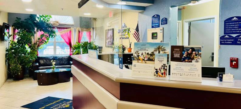 乔治敦麦客达套房酒店(Microtel Inn & Suites by Wyndham Georgetown)图片