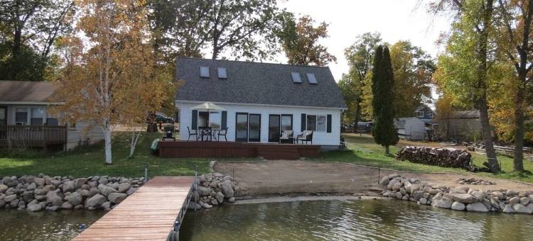 Lake House Is Close To Minneapolis, But Far From Your Normal Routine.图片
