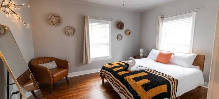 Cheerful Boho Stay - Minutes From Hospital图片