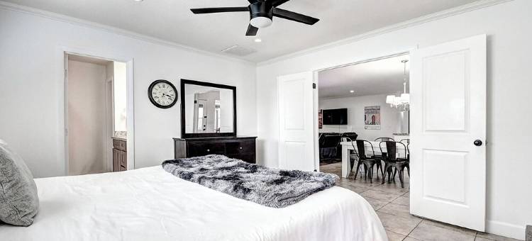 ScottsdaleStays 8Bdrm Million+ Resort Home-Pool-Theater-Best Golf-Dine Area.图片
