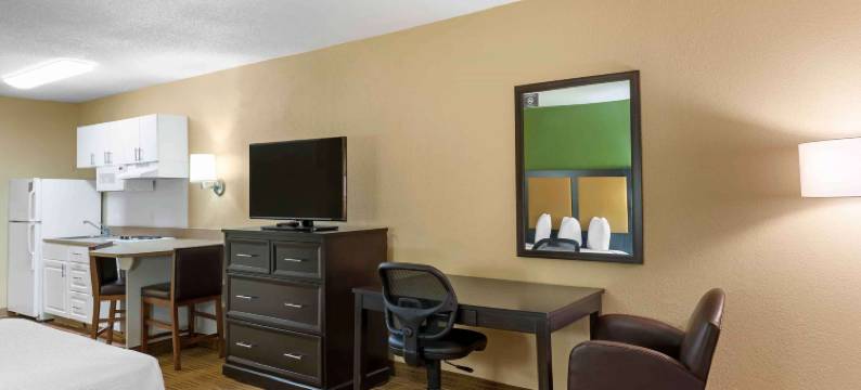 北切斯特菲尔德美国长住酒店 - 植物园(Extended Stay America Suites - North Chesterfield - Arboretum)图片