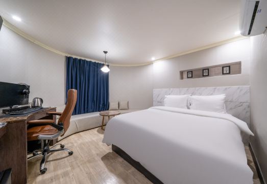 Osan O2 Hotel Overview