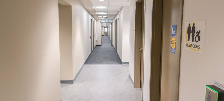 穆索尼温德姆速8酒店(Super 8 by Wyndham Moosonee)图片