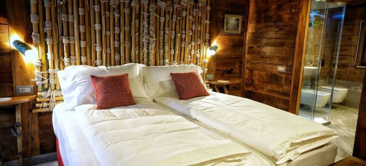 奎因森咖啡馆住宿加早餐旅馆(Café Quinson Relais de Charme)图片