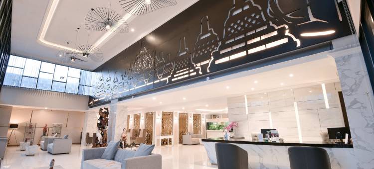 森于姆大酒店(Grand Senyum Hotel)图片