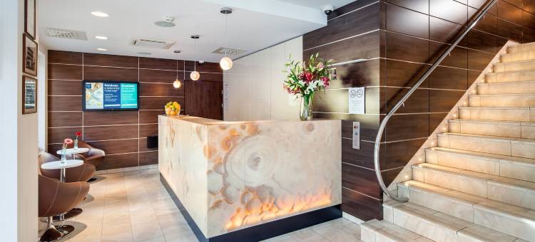 罗扎尼加伊酒店 - Destigo酒店(Hotel Różany Gaj - Destigo Hotels)图片