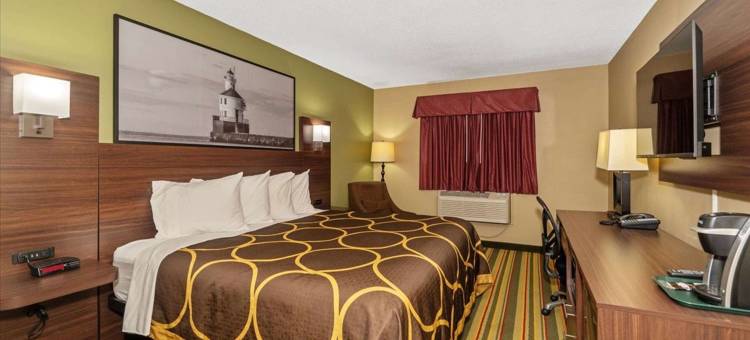 苏必利尔速8酒店(Super 8 by Wyndham Superior WI)图片