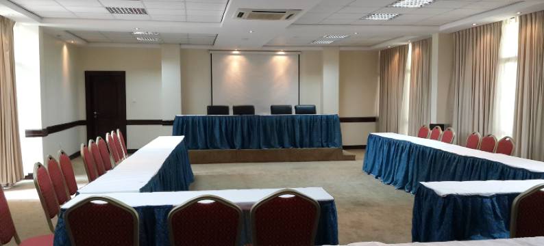 大猩猩高尔夫酒店(Gorillas Golf Hotel)图片