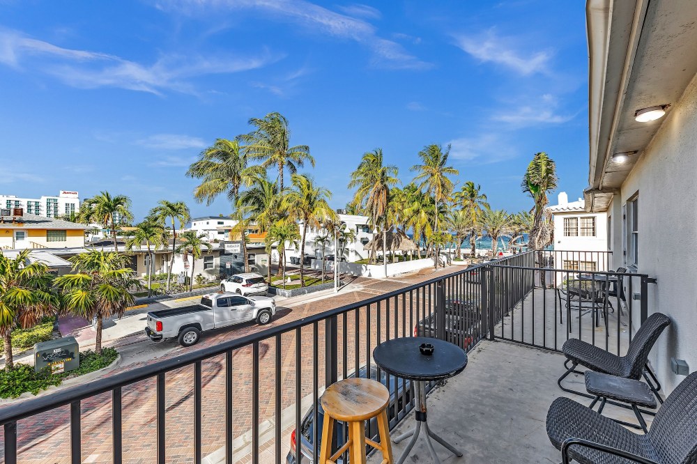 Sun Beach Inn Over view