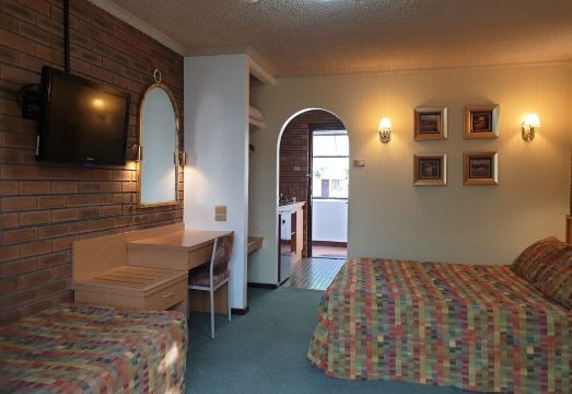 Arden MotelHotel Overview