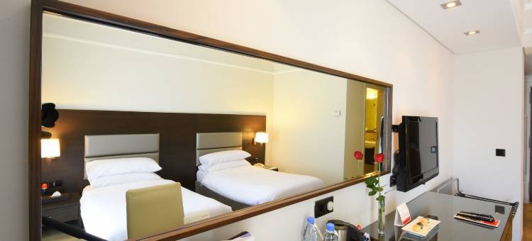 贝鲁特市中心温德姆华美达酒店(Ramada by Wyndham Downtown Beirut)图片