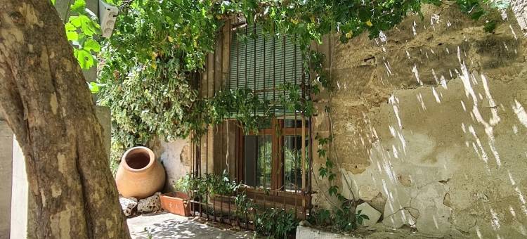 加尔西纳洛伯爵宫民宿(Casa Palacio Conde de Garcinarro)图片