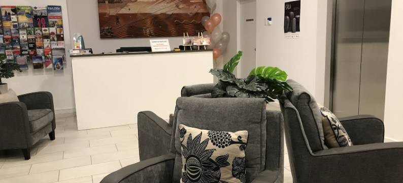 棕榈公寓(The Palms Apartments)图片