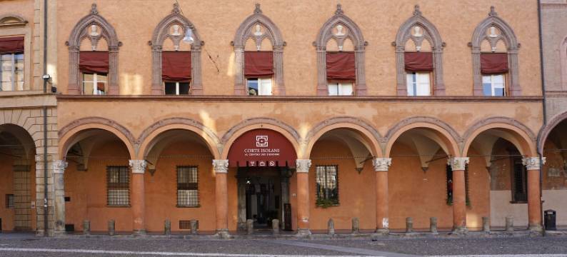 伊索拉尼桑托斯蒂法诺民宿(Casa Isolani Charms Rooms Santo Stefano)图片