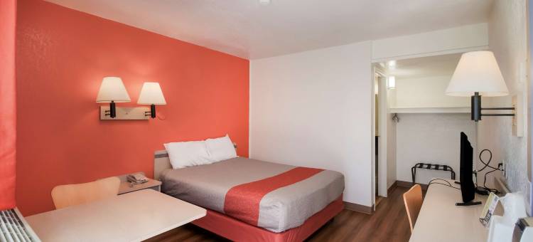 摩塞斯莱克6号汽车旅馆(Motel 6 Moses Lake, WA)图片