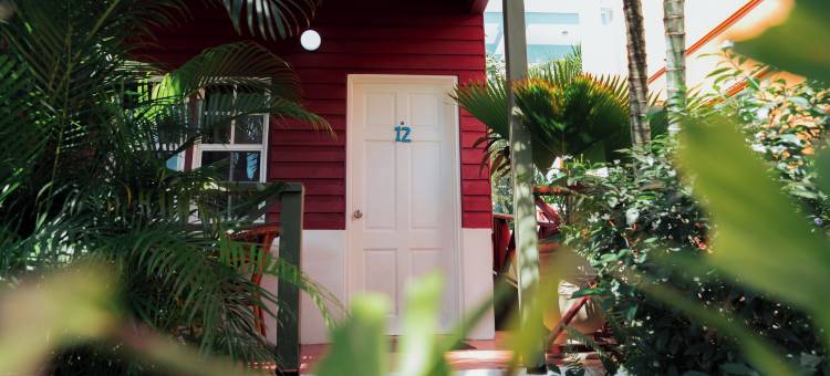 巨浪海滩酒店(Beachcombers Hotel)图片