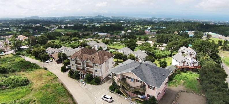 涯月公园山丘村庄(Aewol Park Hill Village)图片