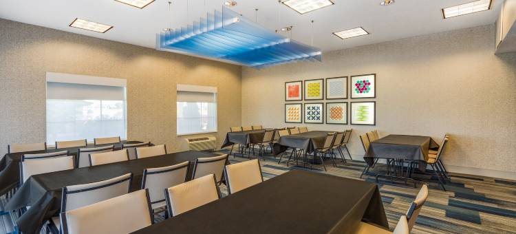 洲际酒店集团旗下智选假日布卢姆斯堡(Holiday Inn Express Bloomsburg)图片