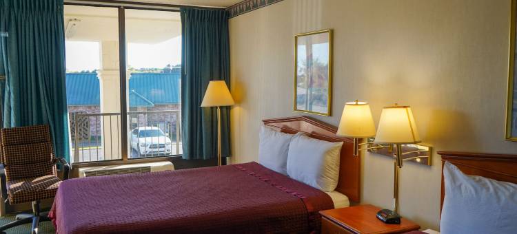 克拉克斯维尔日落酒店(Sunset Inn Clarksville)图片