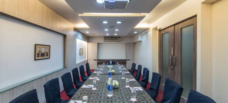 浦那公园中央舒适E套房酒店(Hotel Park Central Koregaon Park)图片
