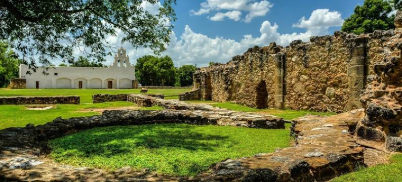 希尔顿帕拉西奥德尔里奥酒店(Hilton Palacio del Rio)图片