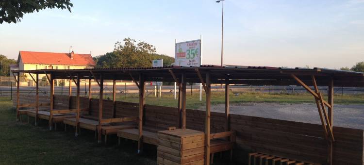 Brit Hotel Essentiel 普瓦捷 – 未来影城火车站(Brit Hotel Essentiel Poitiers Gare du Futuroscope)图片