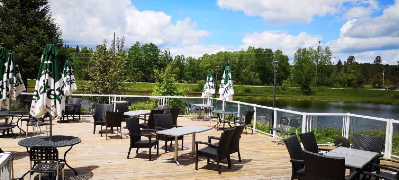 松石度假村及会议中心(Pinestone Resort & Conference Centre)图片