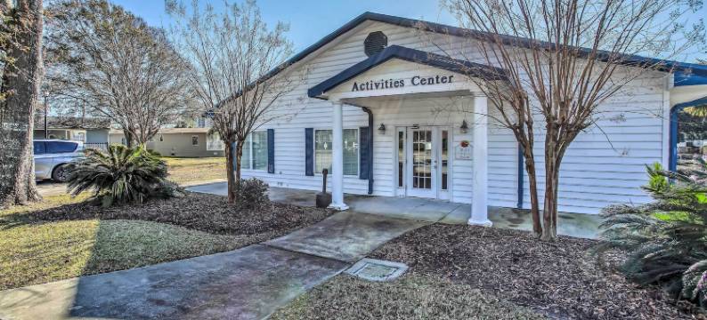 距海滩1英里 + 热水浴缸：默雷尔斯湾度假屋！(1 Mi to Beach and Hot Tub Murrells Inlet Retreat!)图片