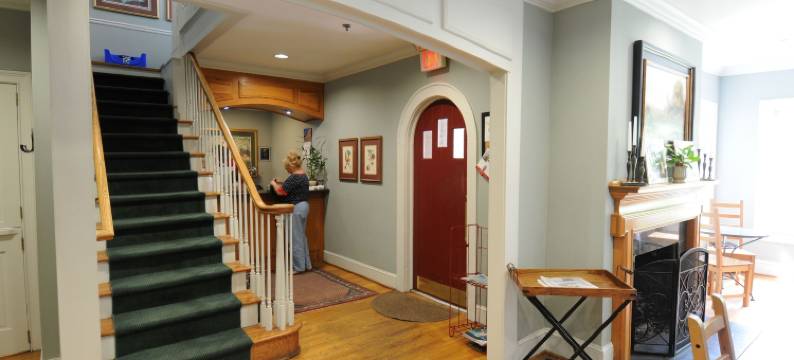 埃默里大学宾馆(The University Inn at Emory)图片