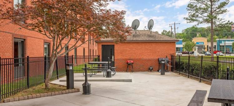 小石城西区美迪卡中心附近梅恩斯泰套房酒店(MainStay Suites Little Rock West Near Medical Centers)图片