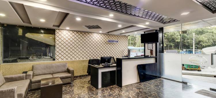 Treebo 萨哈拉套房(Treebo Sahara Suites 750 M from St Johns Medical College and Hospital)图片