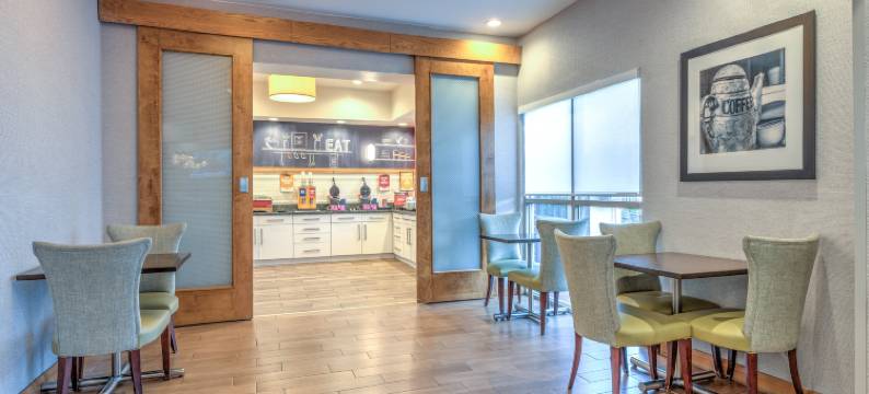 希尔顿欢朋酒店-凤凰城中城市区(Hampton Inn Phoenix-Midtown (Downtown Area))图片