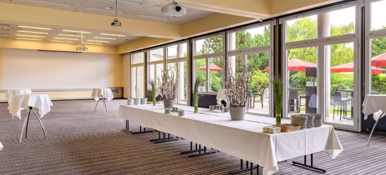 艾格今根瑞享酒店(Mövenpick Hotel Egerkingen)图片