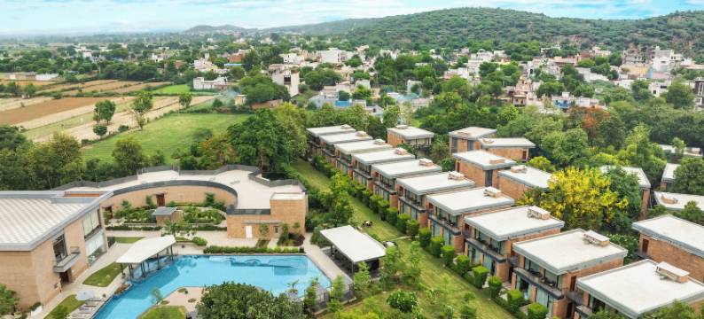 古尔冈泰姬达姆达玛湖度假村及水疗中心(Taj Damdama Lake Resort & Spa, Gurugram)图片