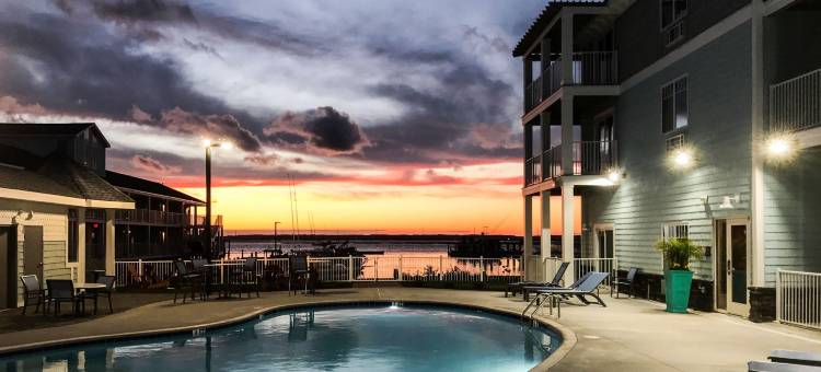 海湾套房酒店-阿桑德连锁酒店成员(Marina Bay Hotel & Suites, Ascend Hotel Collection)图片